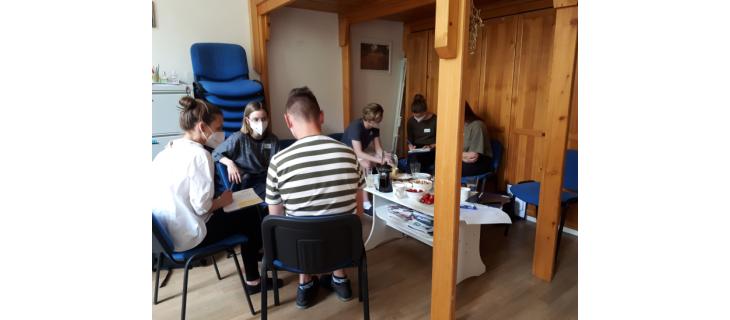 Vstupní vzdělávání dobrovolníků v Dobroduši - práce s lidmi s duševním onemocněním Vstupní vzdělávání dobrovolníků v Dobroduši - práce s lidmi s duševním onemocněním