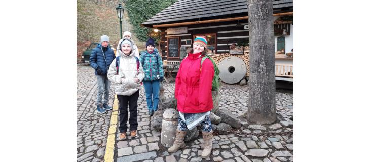 Doučování a pomoc při aktivitách pro děti se sociálním a zdravotním znevýhodněním Doučování a pomoc při aktivitách pro děti se sociálním a zdravotním znevýhodněním