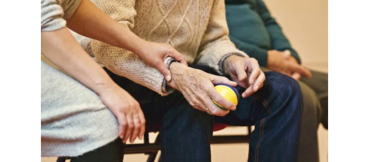 Pomozte lidem s demencí prožít radostný čas