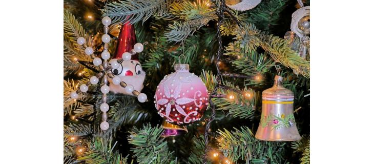 Kupte si vánoční ozdoby či dekorace a zlepšete život onkologicky nemocným a jejich rodinám