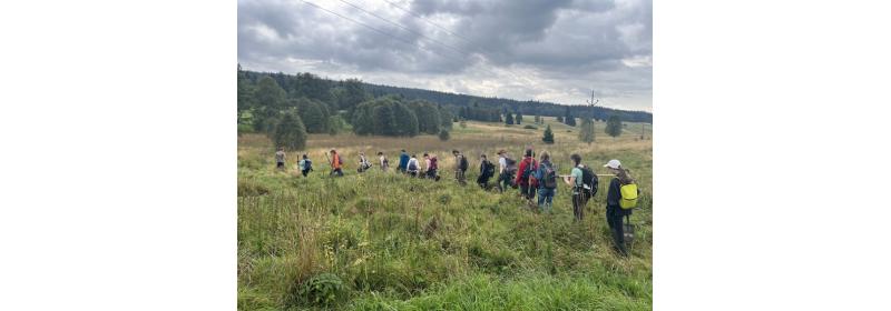 Mladí dobrovolníci z Česka, Německa a dalších zemí se opět zapojí do revitalizace rašelinišť a mokřadů v Národním parku Šumava
