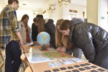 Dobrovolníci Geografické sekce Přírodovědecké fakulty Univerzity Karlovy
