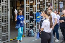 Dobrovolníci v srdci kultury – jak dobrovolnictví obohacuje společnost?